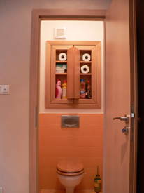 WC dvierka Lary
